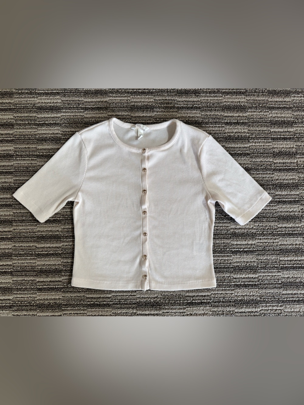 H&M Cream Ribbed Short-Sleeve Button Crop Top